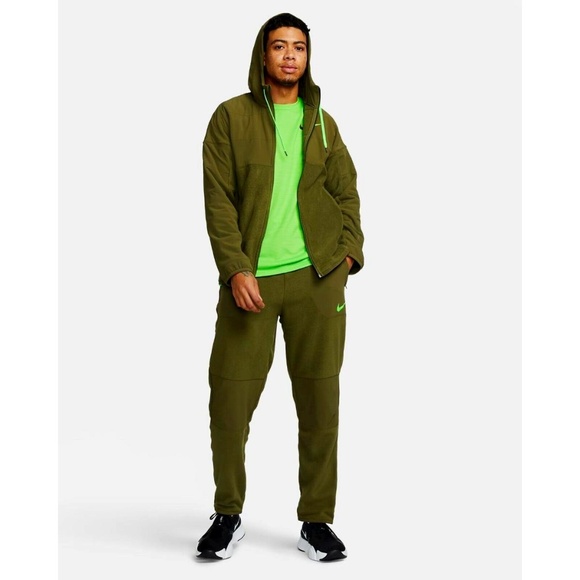 Nike Therma-fit Men`s Winterized Training Green - Picture 1 of 6